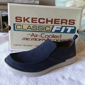 Skechers Boyar Loafers NWT size 11